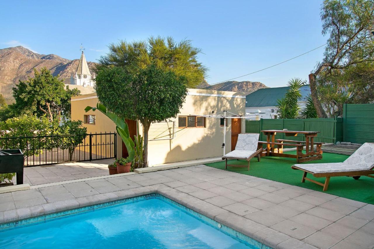 J'S Audacious Living Montagu Self Catering Διαμέρισμα Εξωτερικό φωτογραφία