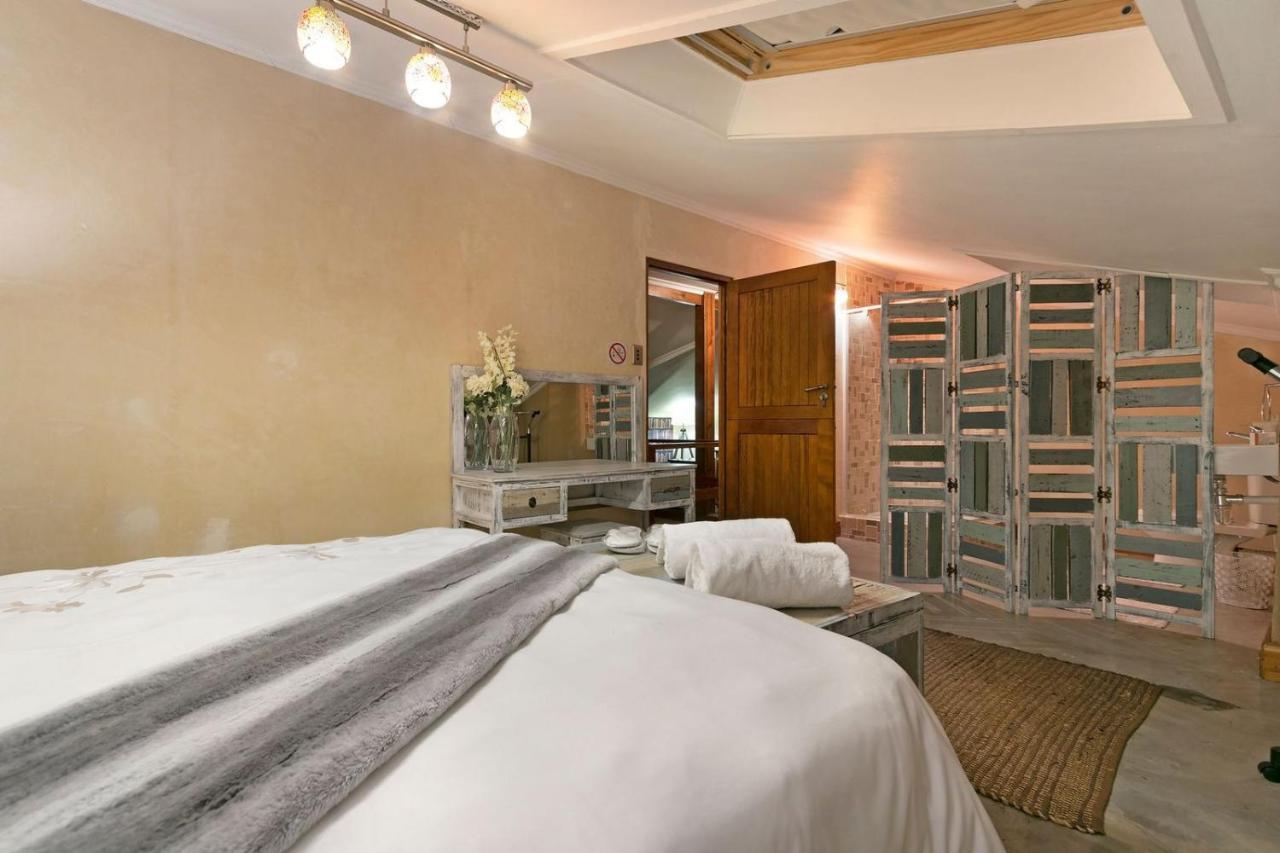 J'S Audacious Living Montagu Self Catering Διαμέρισμα Εξωτερικό φωτογραφία